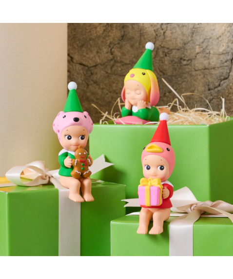 Sonny Angel Santa’s Little Helper