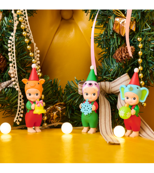 Sonny Angel Santa’s Little Helper