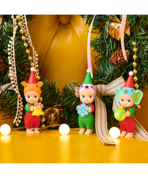 Sonny Angel Santa’s Little Helper